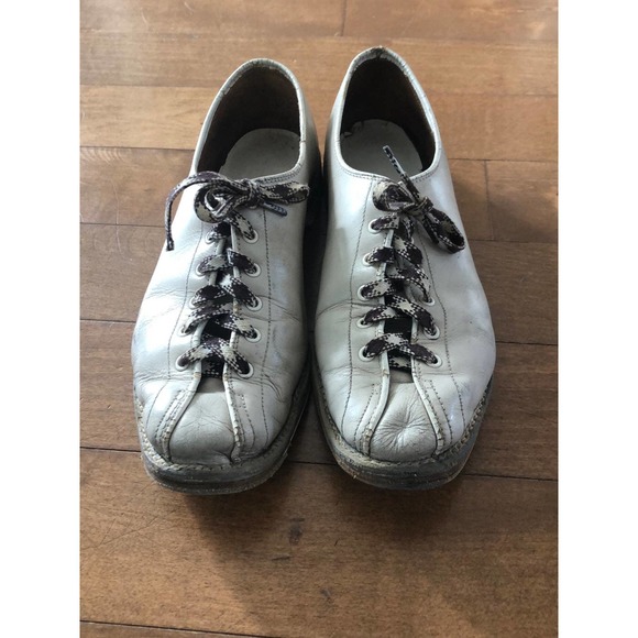 Unique Vintage Accessories Vintage Tooled Leather Bowling Ball Bag